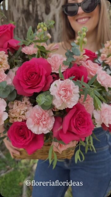 Y que nunca nos falten las flores sin motivo…💐
¿Quieres sorprender a tu persona favorita? ¡Nosotros te ayudamos!🫰🏼
Conoce nuestro catálogo👇🏼
📲 WhatsApp: 998 167 8206 https://wa.link/s1glww
📞 (998) 287 3704
🌐 www.florescancun.com.mx
#florescancun #floresencancun #floreriacancun #florideas